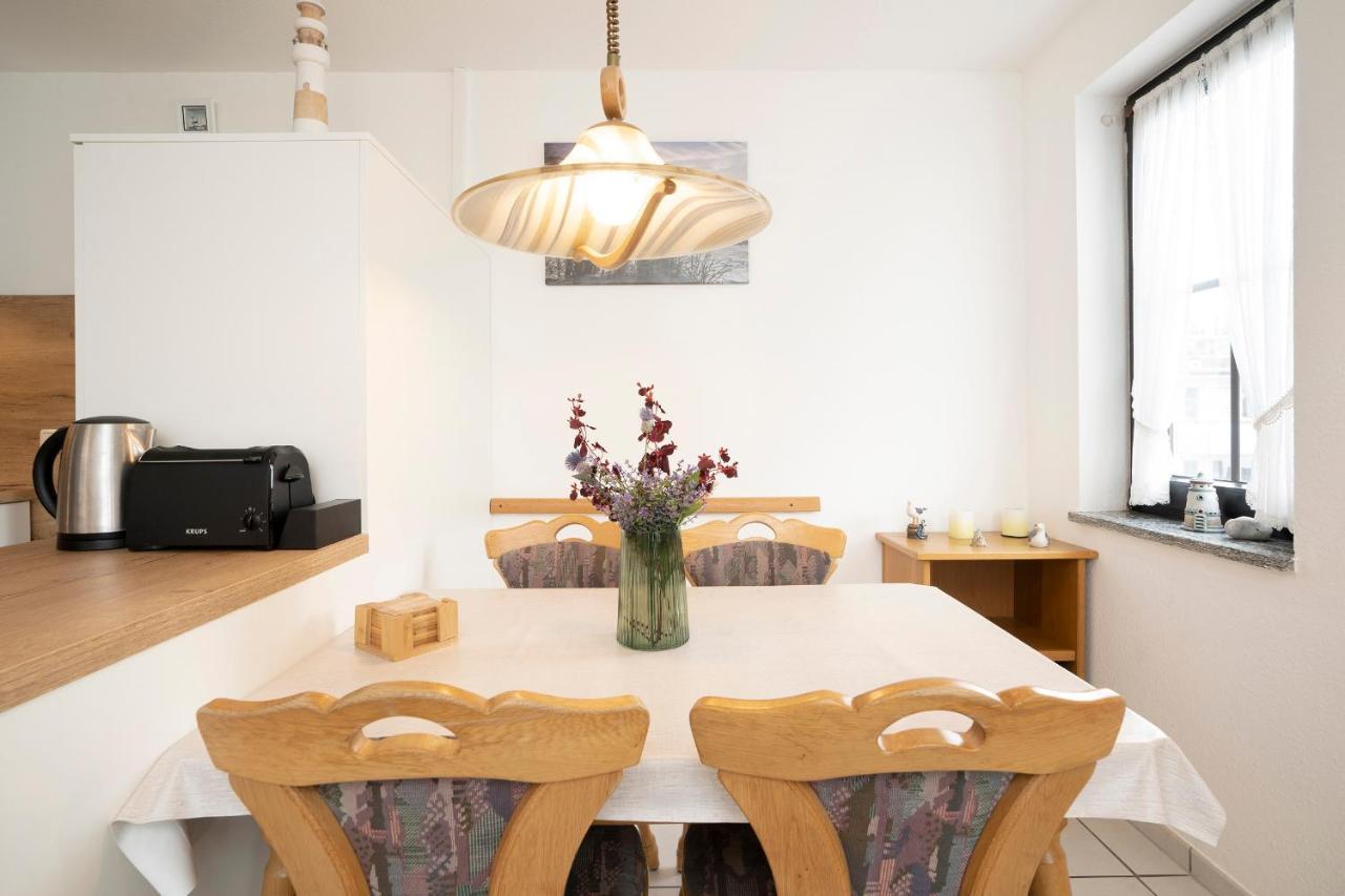 Haus Titania 12 Apartment
