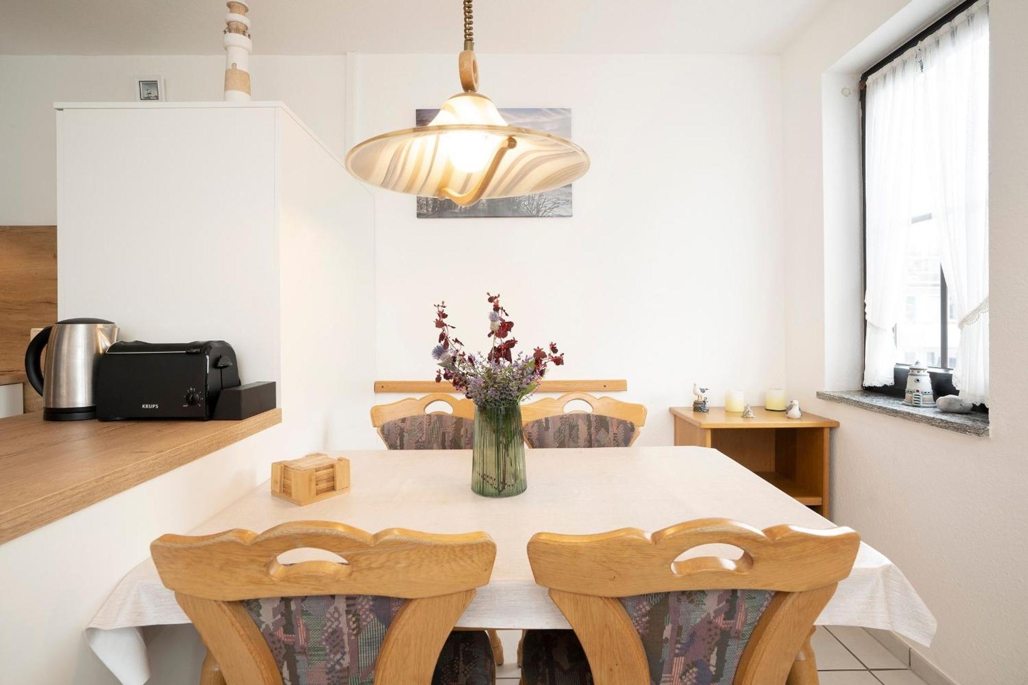 Haus Titania 12 Apartment *