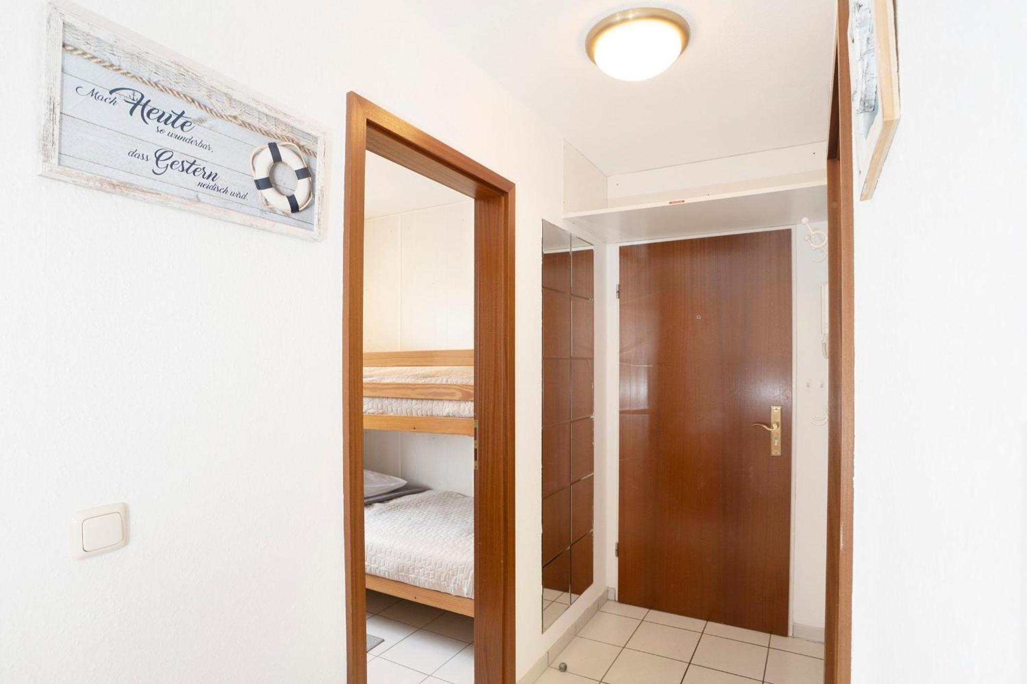 Apartment Haus Titania 12 *